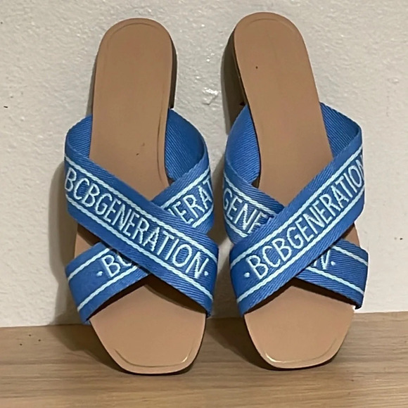 BCBGeneration Shoes - BCBGeneration blue flat Sandals sz 9